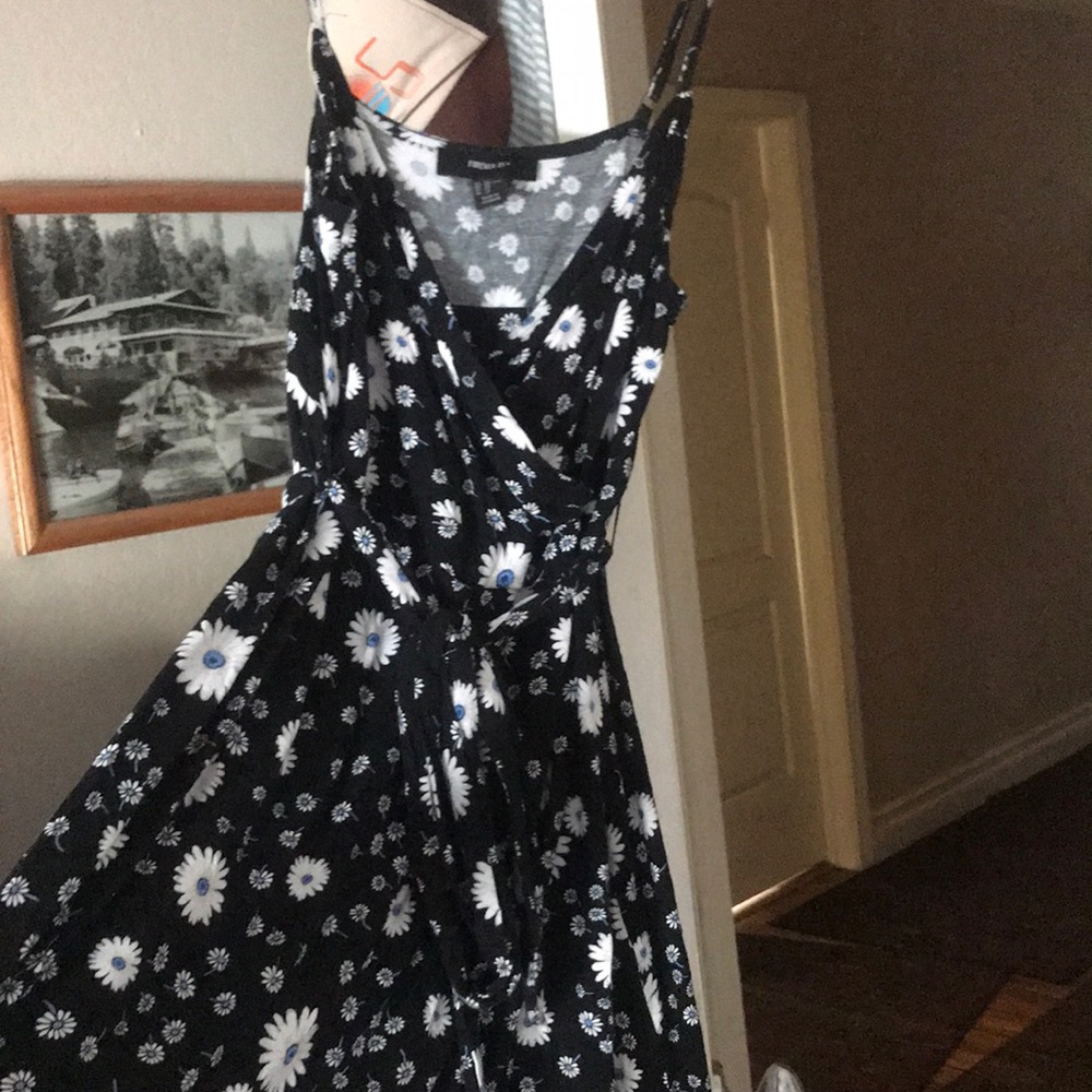Spaghetti strap black and white short dress.